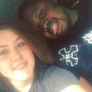 Meet your Posher, Ernest d